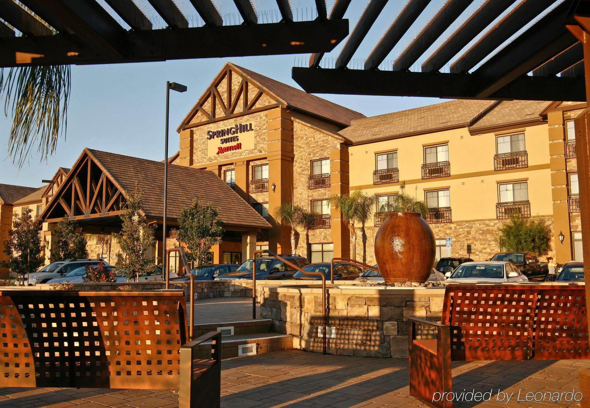 Springhill Valley Wine Country 3*
